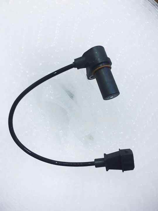 0281002285 9118150 Crankshaft Position Sensor for OPEL Astra G Box Estate Saloon