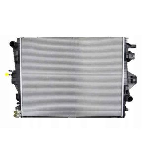 Auto Engine Cooling Radiator MT 7P6121253 for VW TOUAREG 2010-