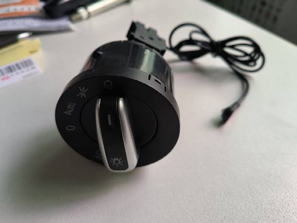 High-quality headlight switch: 5ND941431B, 5ND941431B
