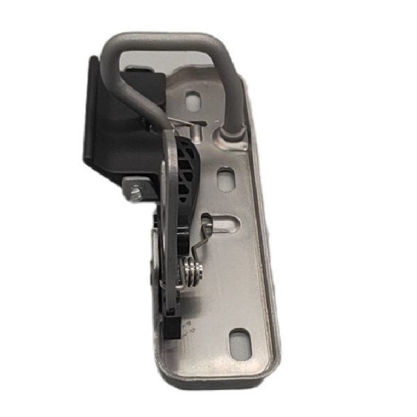Good quality is suitable for locking the hood and engine hood of the Sagitar. 1K0823480 1K0823480